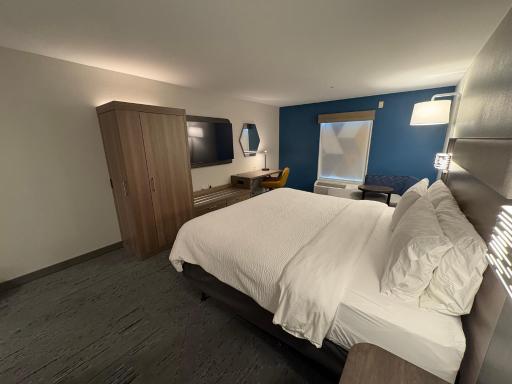 Holiday Inn Express Hotel & Suites Lafayette by IHG - Housity