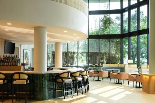Sheraton Tampa Brandon Hotel - Housity