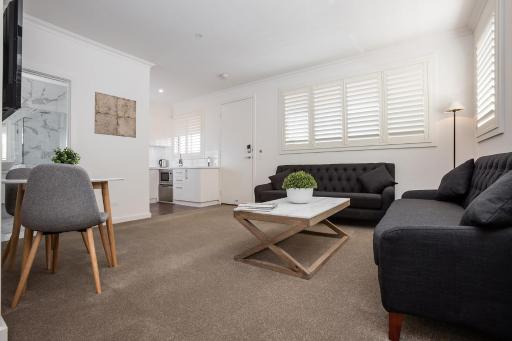 Newington Apartments - Housity