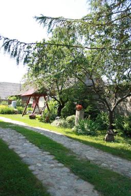 Pod Modrzewiem - Housity