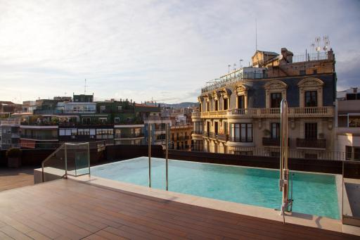 The Corner Hotel - Housity