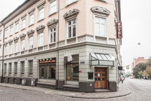 Hotel Bishops Arms Lund - Housity