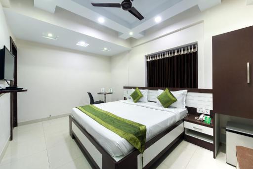 Itsy By Treebo - Jai Ambe Maa - Housity