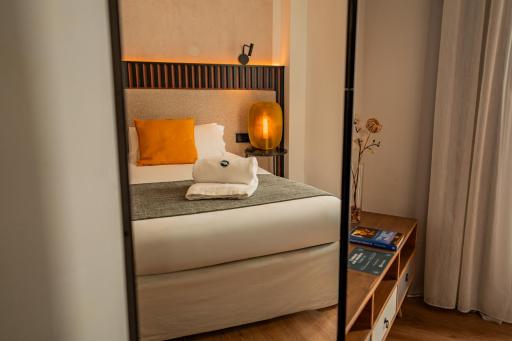 ISA Sevilla Suites - Housity