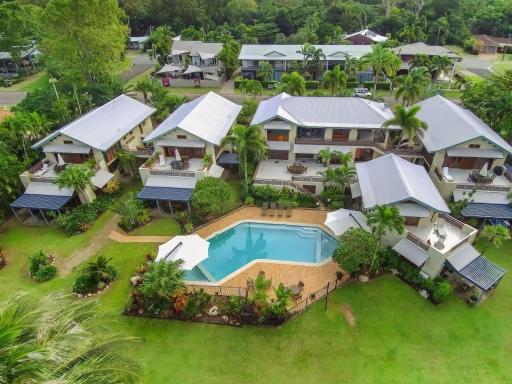 Beachfront · Private Beach Wongalinga Absolute Beachfront Unit 9 2 Bedroom - Housity