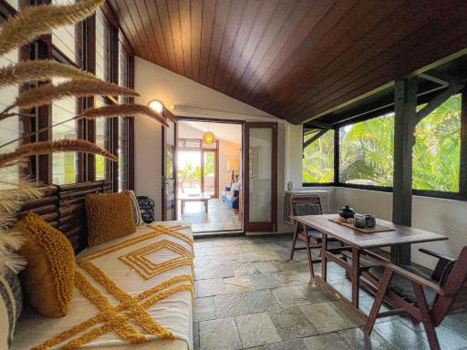 Beachfront · Private Beach Wongalinga Absolute Beachfront Unit 9 2 Bedroom - Housity