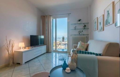 Appartamento a Riccione con balconcino vista mare - Housity