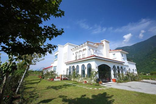 Hanna Rosa Villa - Housity