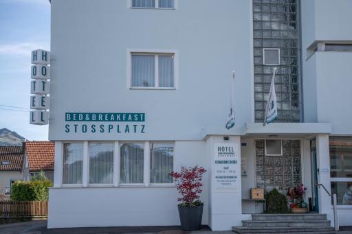 Hotel B&B Stossplatz - Housity