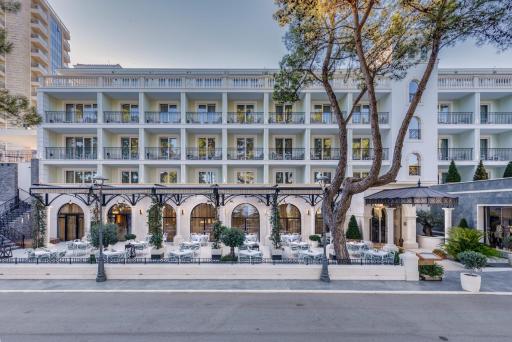Hotel Budva - Housity