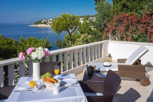 Luxury Beachfront Villa Primosten Oasis with private pool at the beach in Primosten - Housity