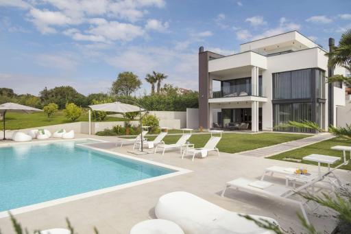 Luxury Villa Deluxe Pula with private pool in Pula - Istria - Housity