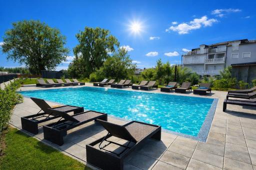 25h SPA-Residenz BEST SLEEP privat Garden & POOLs - Housity