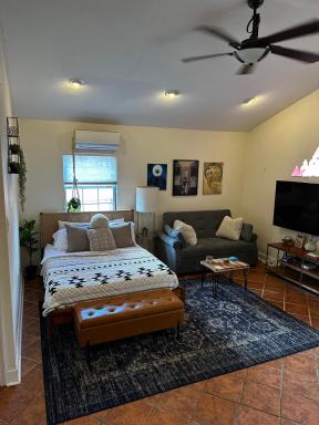 Lofty Dreams B&B, studio near Disney & Universal - Housity