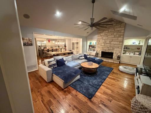 Perfect World Cup Home for Large Group or Family! - Housity