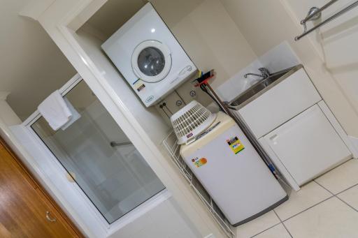 Southern Cross Atrium Apartments - Housity