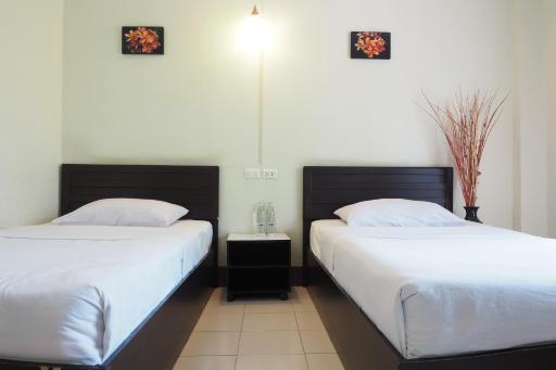 ภูตะวัน กาญจน์ รีสอร์ท Phutawan Kan Resort - Housity