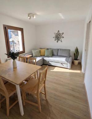 Apartamento Nordic Weiss - Benasque centro - 5 pax - Housity