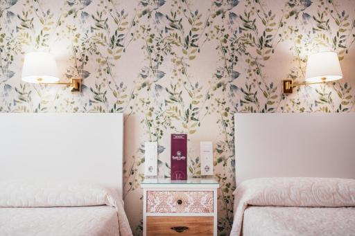 Hostal Cortés - Housity