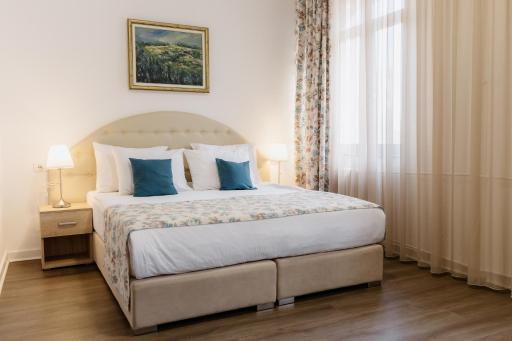 Hotel N - Housity