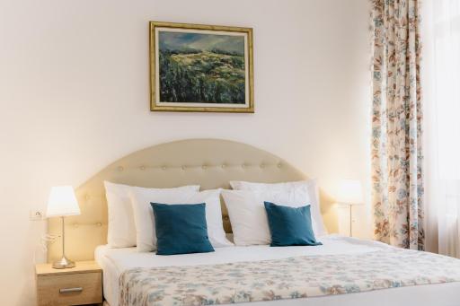 Hotel N - Housity