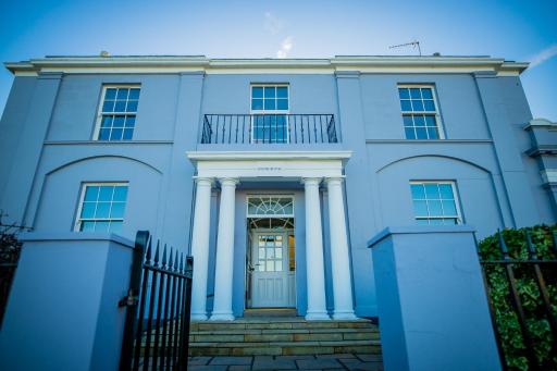 Bankhouse - Housity