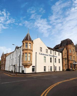 Dreadnought Hotel - Housity