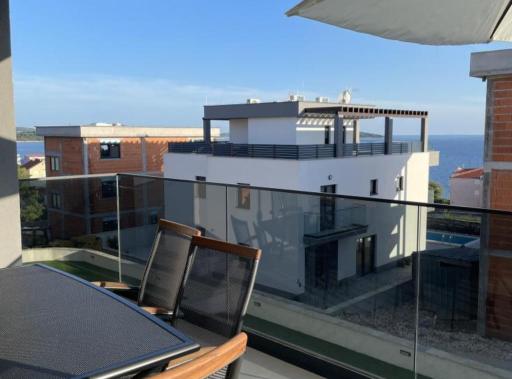 Apartment Rogoznica - Housity