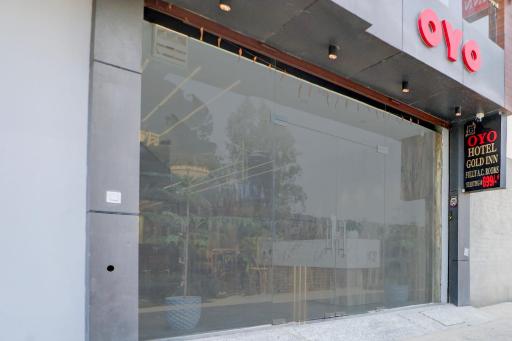 Super Collection O Gold Inn - Housity