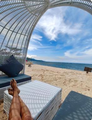 Kai's Beachfront Villa - Housity