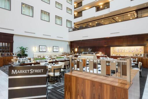 Hilton Nashville Downtown - Housity