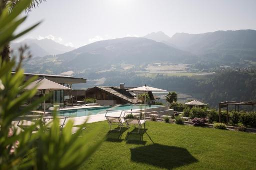 Hotel Zirmerhof & Residence - Housity