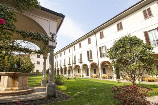 LVG Hotel Collection - Il Chiostro - Housity