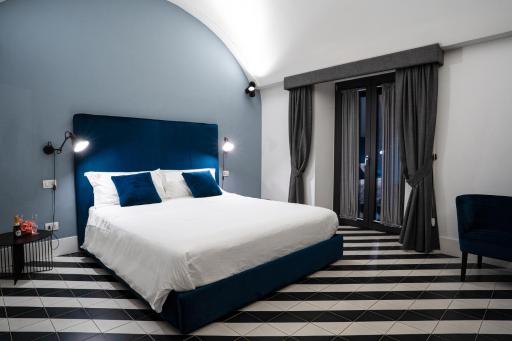 Pulcinella Suite - Housity