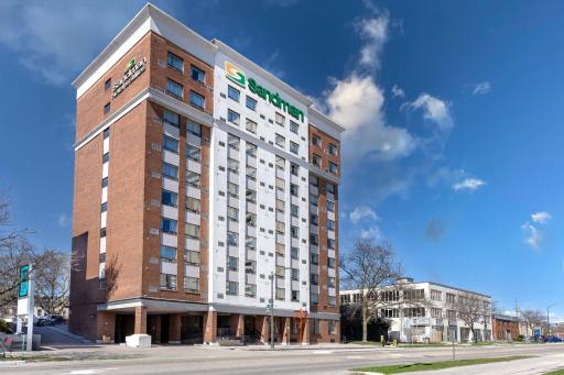 Sustainability certification Sandman Hotel & Suites London Downtown - Housity