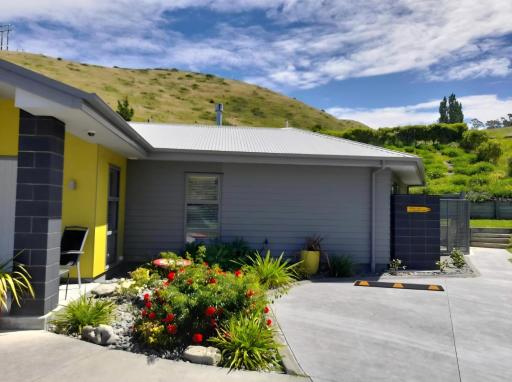 Hidden Gem in Oaklands - Housity