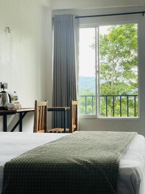 Crystal Resort - Housity
