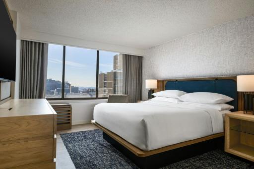 Sheraton Philadelphia University City Hotel - Housity