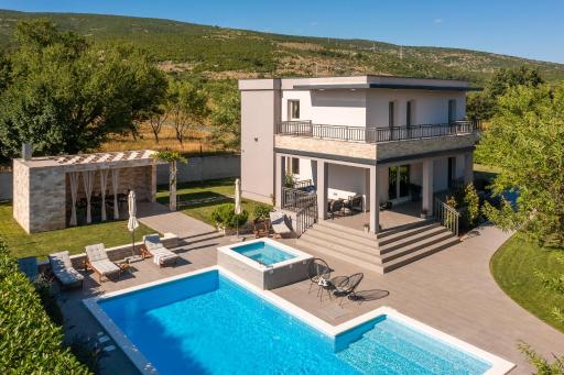Villa Dali - luxury holiday house in relaxing area - Housity