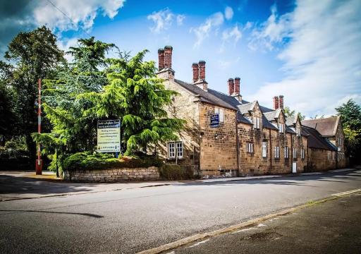Santo's Higham Farm Hotel - Housity