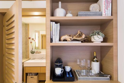 Malibu Beach Inn - Housity