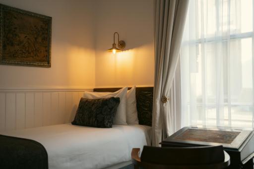 Bower House - Housity