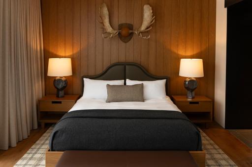 Larch House - Housity