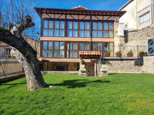 VALGALA Hotel Rural - Housity