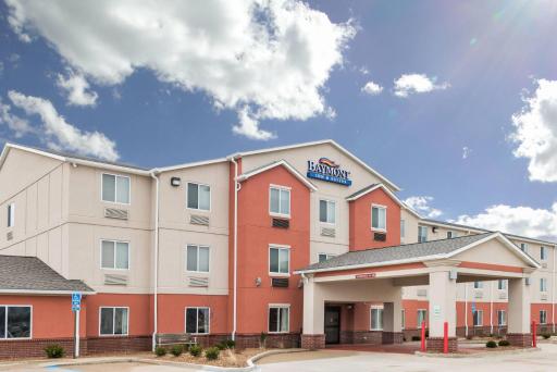 Baymont by Wyndham Fulton - Housity