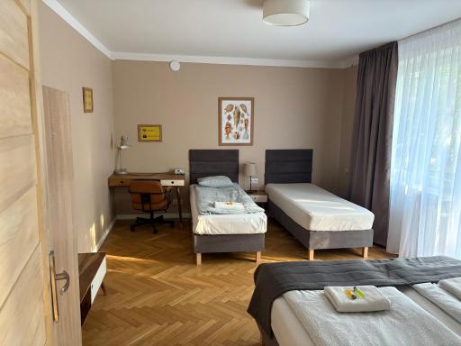 APARTEL Piaseczno - Housity