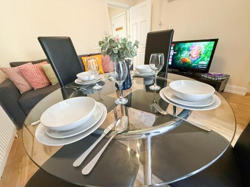 1Bedroom flat with small garden in Finsbury Park, Highbury - Housity