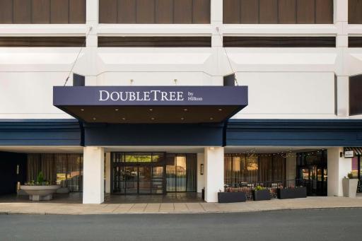 DoubleTree by Hilton Hartford Downtown - Housity