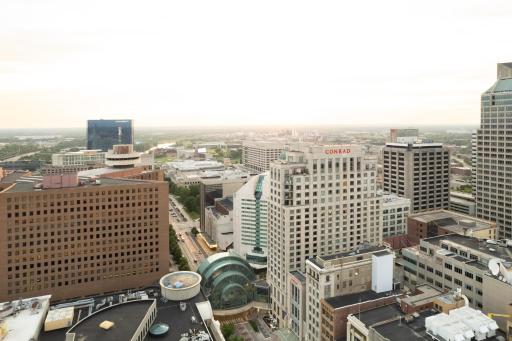 Conrad Indianapolis - Housity