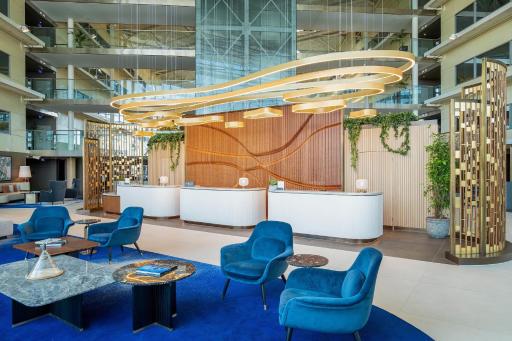 Hilton London Heathrow Airport - Housity